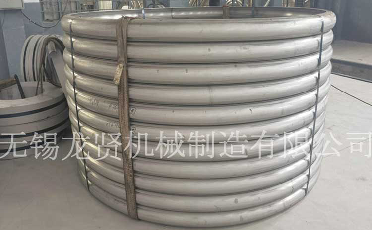 筒體外半管的結(jié)構(gòu)特點、功能與應用怎樣？